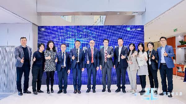 上藥康德樂與羅氏診斷攜手二十載，聚智鏈未來